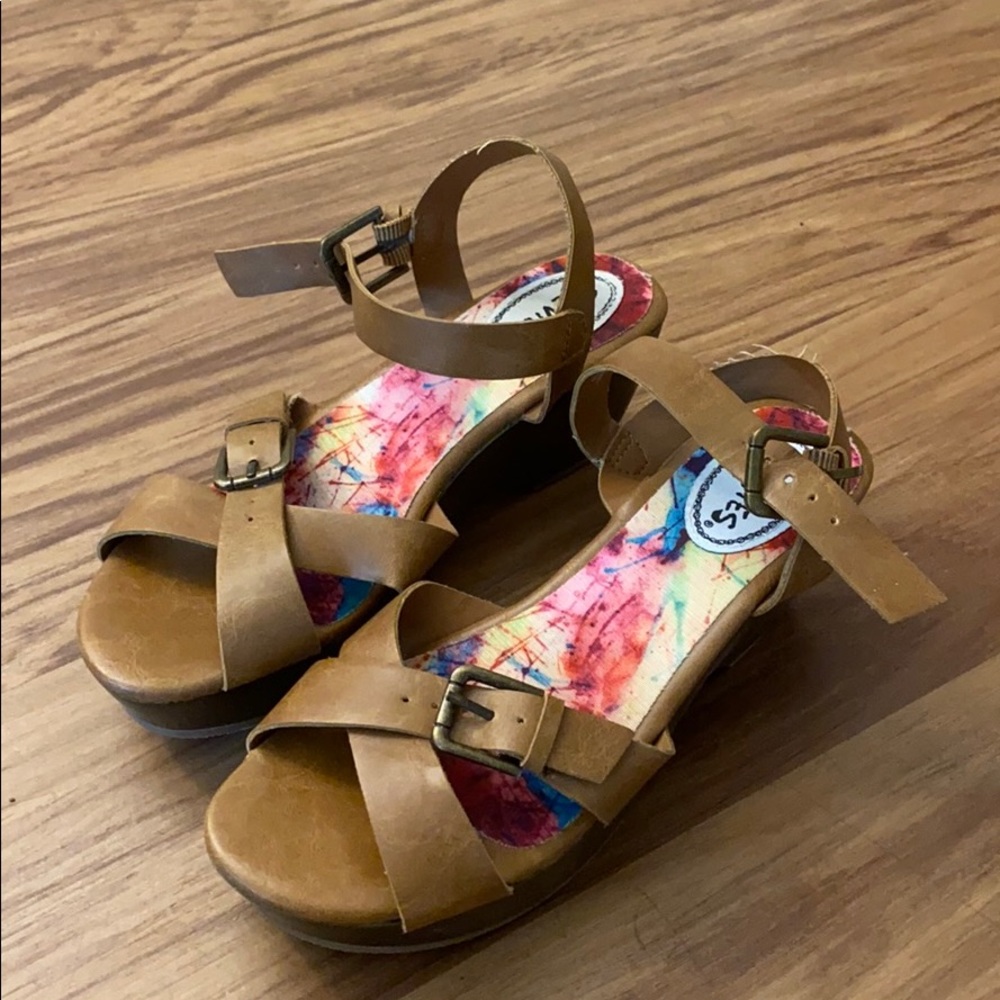 Stevies high heel sandals size 3